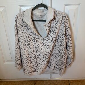 Aerie Leopard Print half zip - Gray and Cream